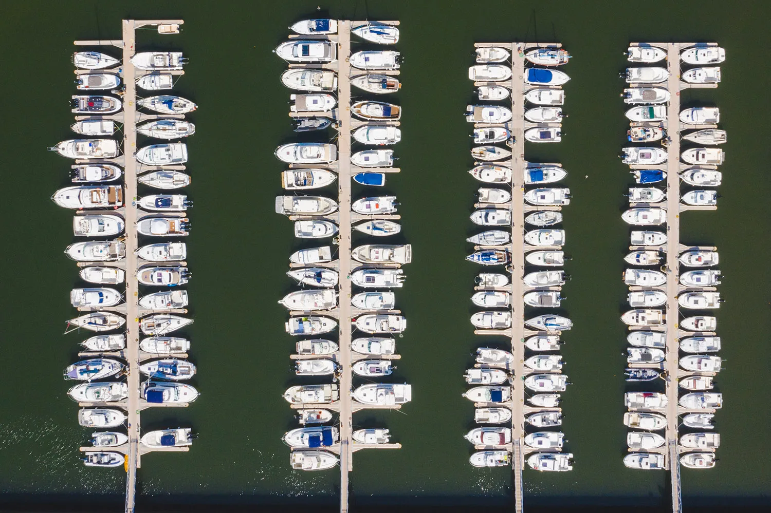 vue aérienne des anneaux du port de Capbreton