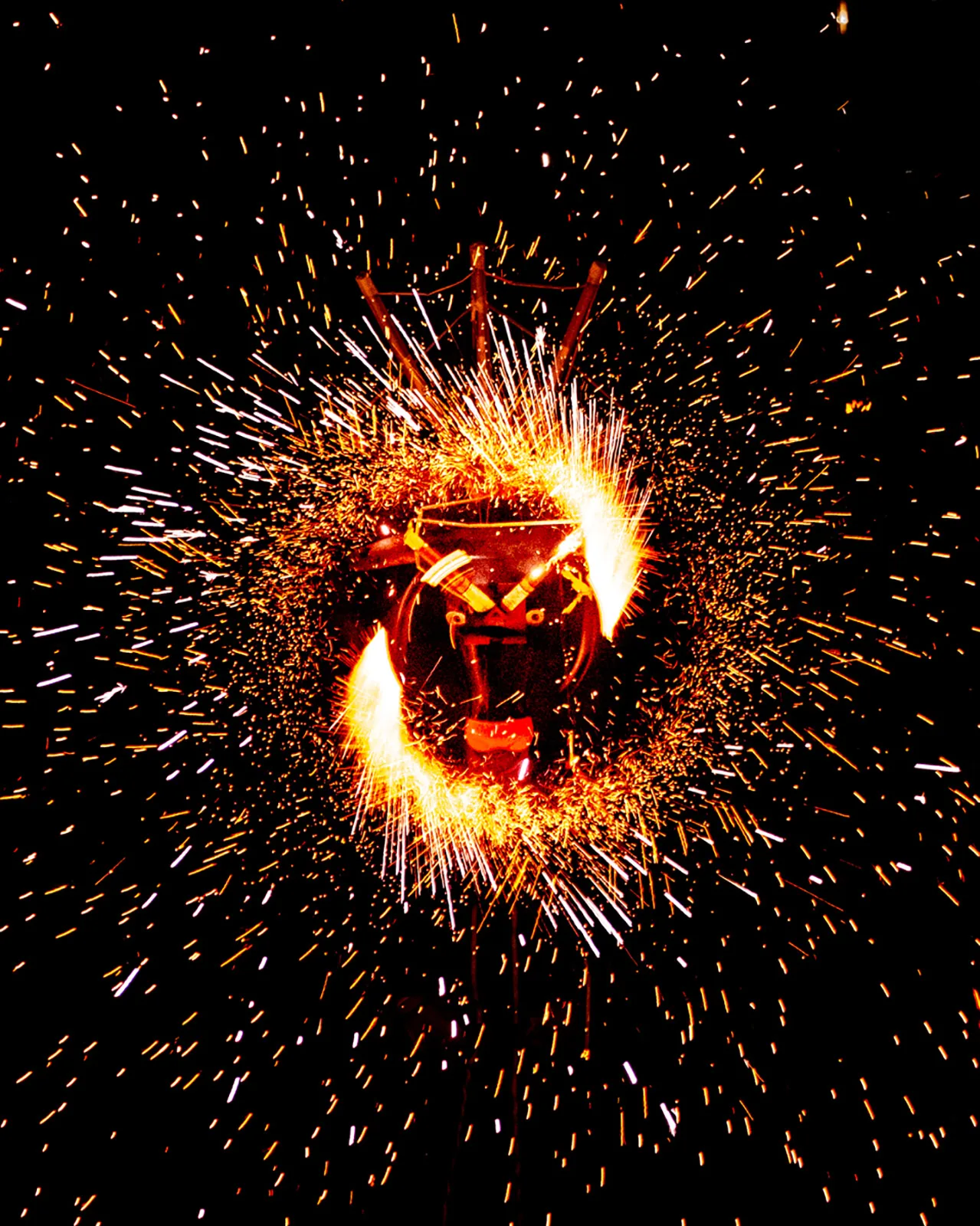 toro de fuego,