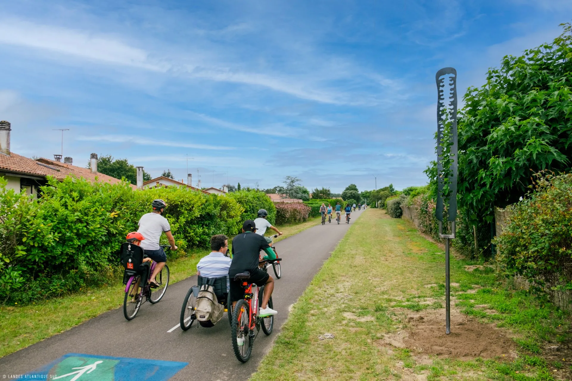Piste cyclable au sud des Landes. Départ de l'Itiné'rêve à Soustons Centre.