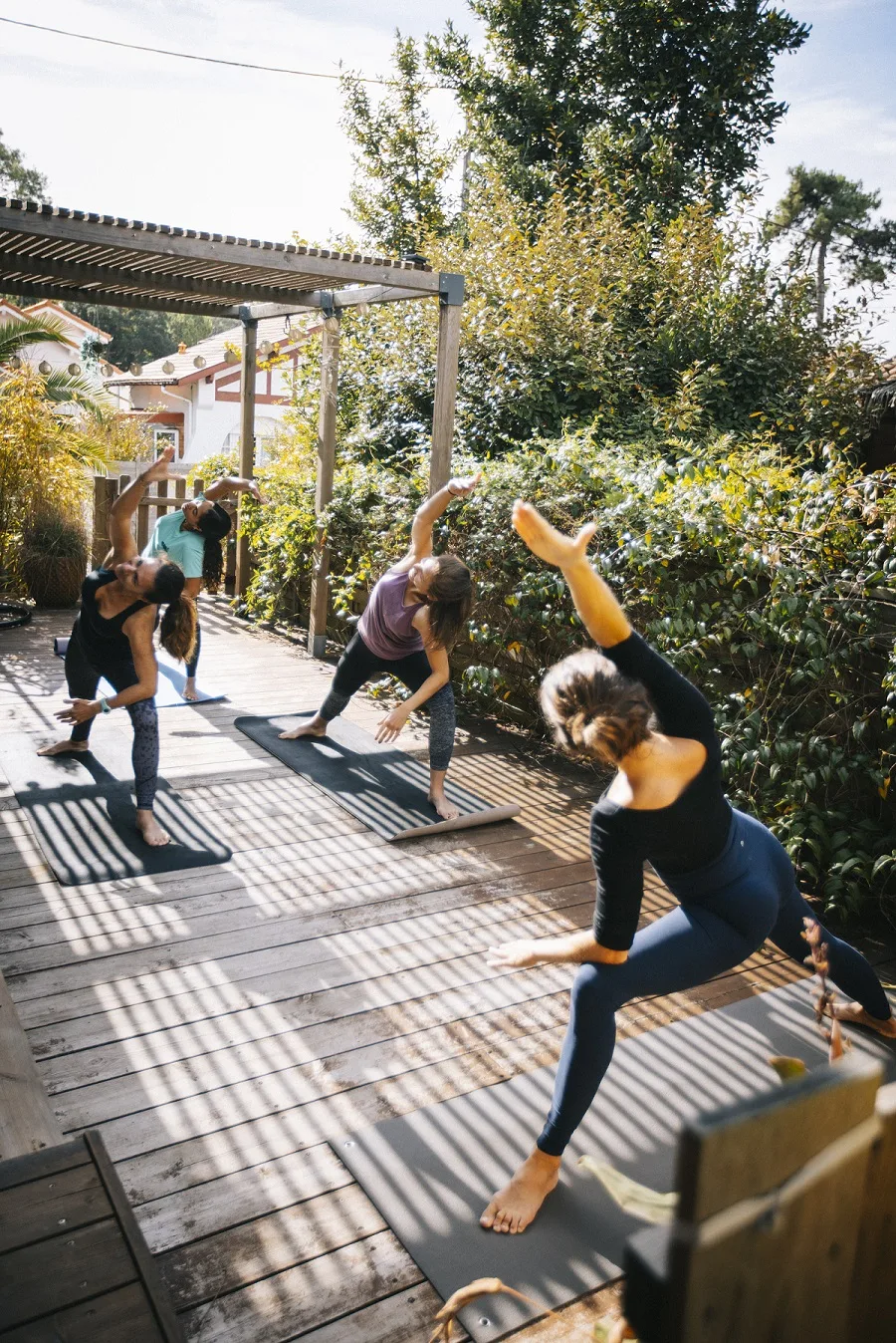 Cours de yoga après le surf