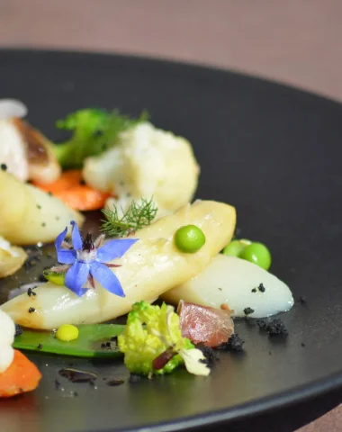 Asperge-menestra-de-petits-légumes
