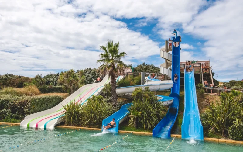 Toboggans du parc aquatique de Seignosse