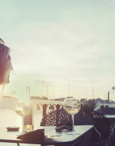 Apéritif en terrasse d'un restaurant de Capbreton